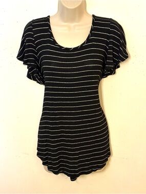 Olivia Sky Black and White Striped Flutter Sleeve Tee. Size M. EUC.